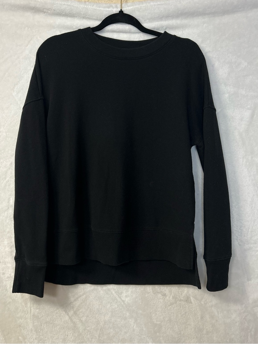 Time and Tru Black Crewneck Women's Pullover Sweater